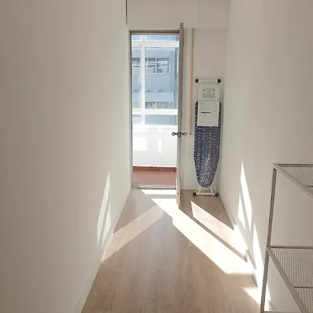 Piso Centrico De 5 Con Garaje En Apartment *