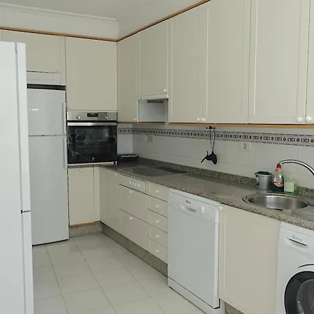 Piso Centrico De 5 Con Garaje En Διαμέρισμα Βίγκο