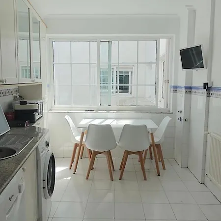 Lägenhet Piso Centrico De 5 Con Garaje En Vigo
