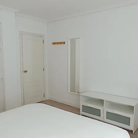アパート Piso Centrico De 5 Con Garaje En